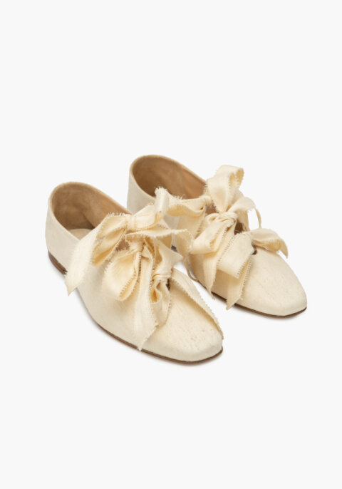 Mille-feuille Silk Flats in White