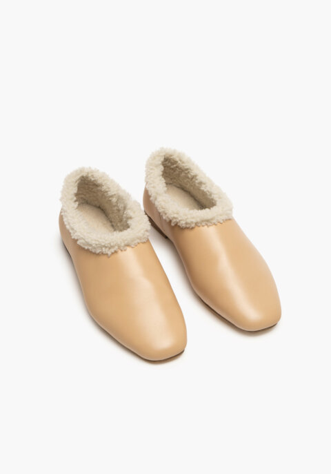 Lulu Shearling Slippers in Hot Pink