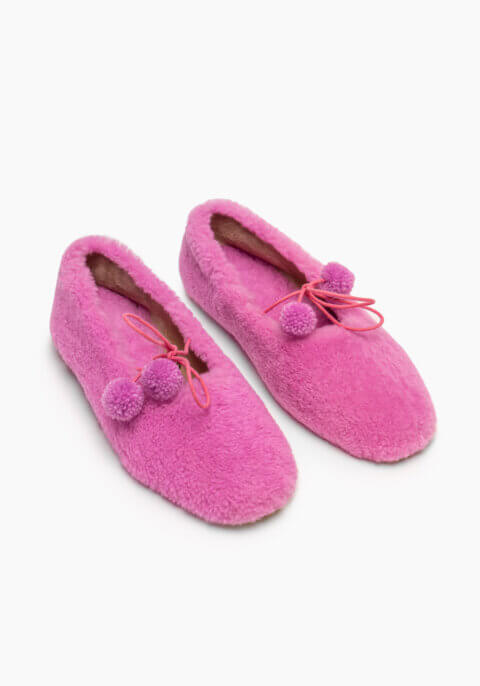Lulu Shearling Slippers in Hot Pink